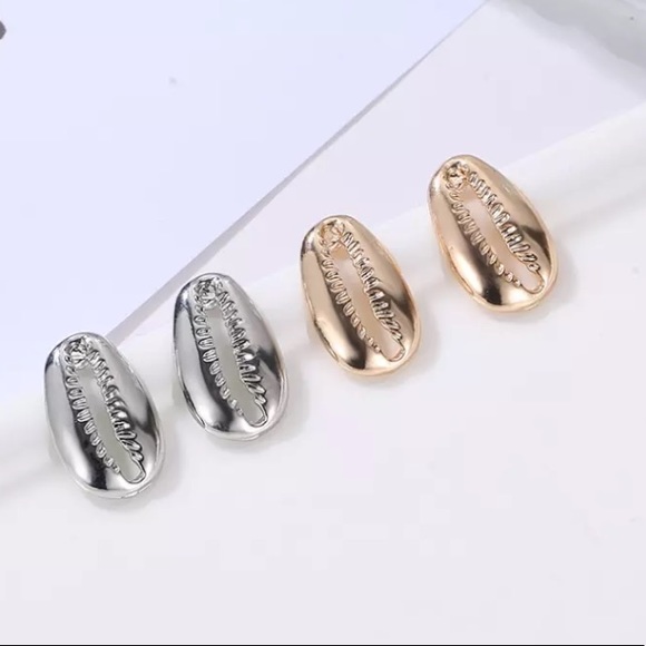 🔴5/$20⚠️𝗖𝗟𝗘𝗔𝗥𝗔𝗡𝗖𝗘⚠️Silver Earrings NEW - Picture 8 of 10